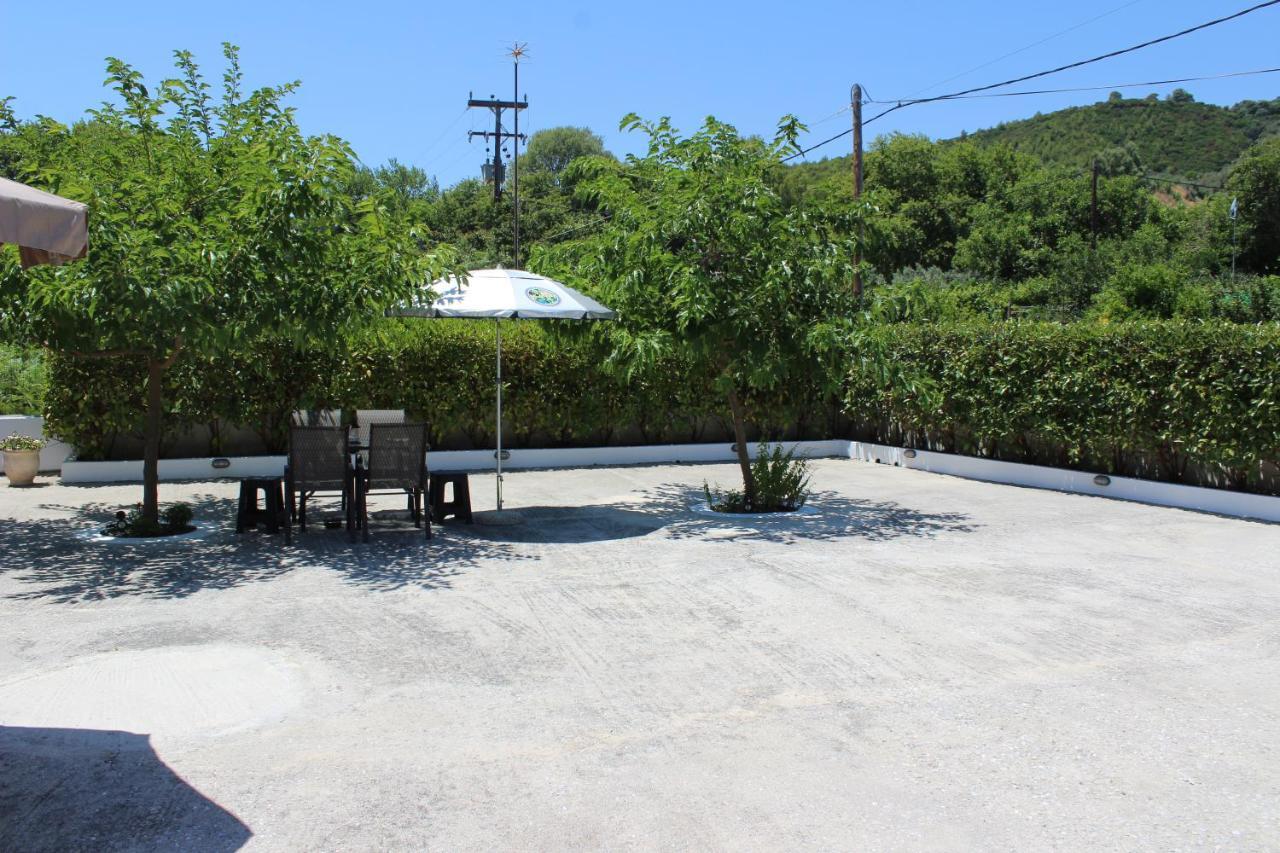 Anastazia Paradise Kolios ภายนอก รูปภาพ