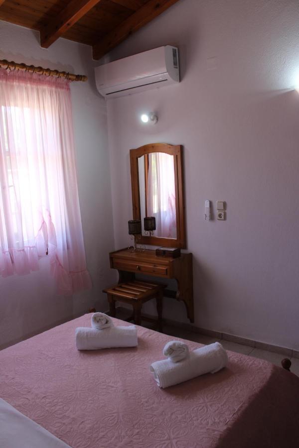 Anastazia Paradise Kolios ภายนอก รูปภาพ