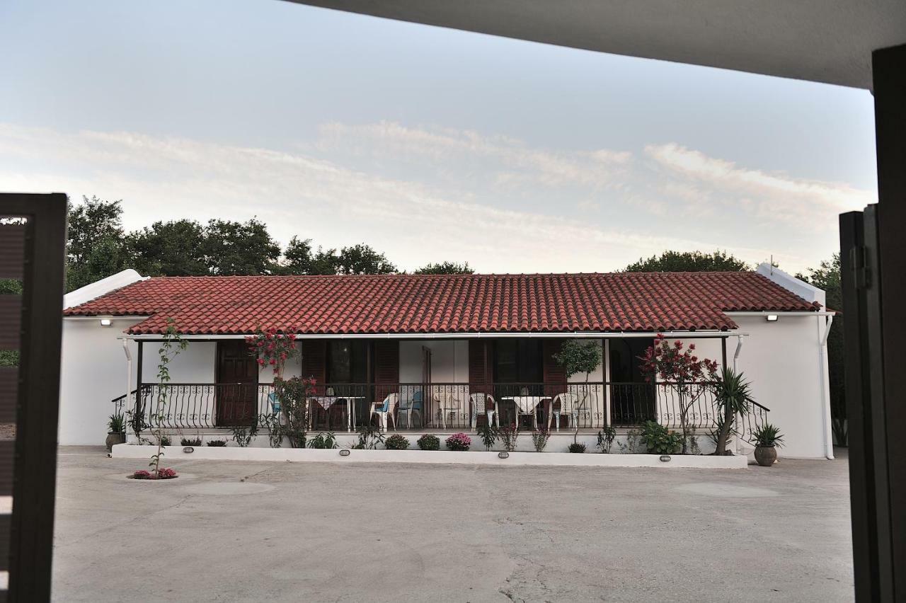 Anastazia Paradise Kolios ภายนอก รูปภาพ