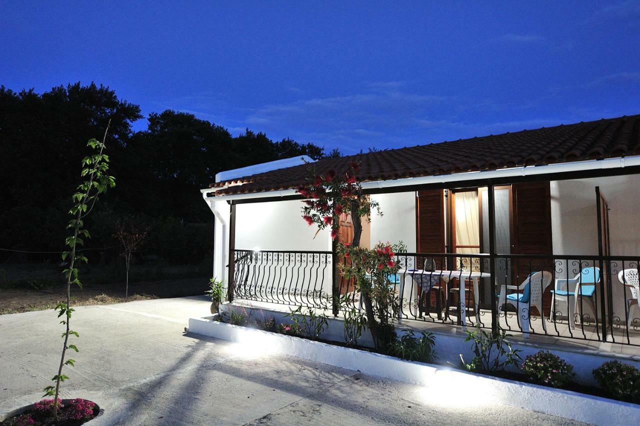 Anastazia Paradise Kolios ภายนอก รูปภาพ